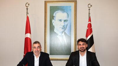 Veli Kavlak Beşiktaş'a geri döndü!