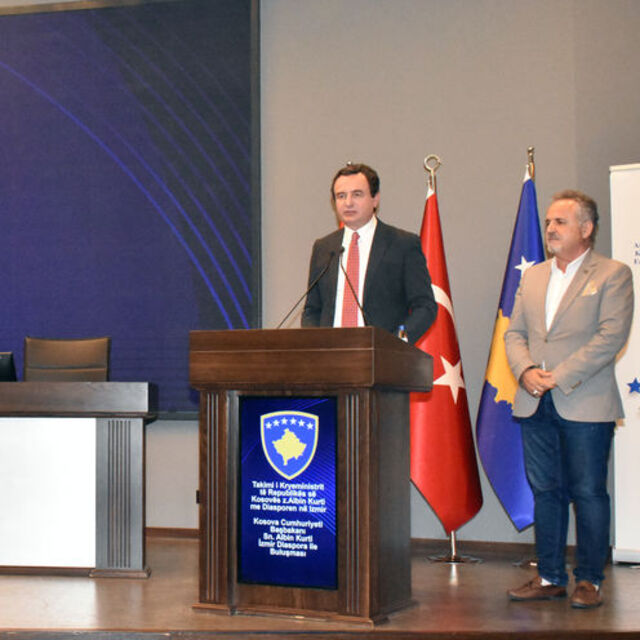 Kosova Cumhurbaşkanı İzmir'de