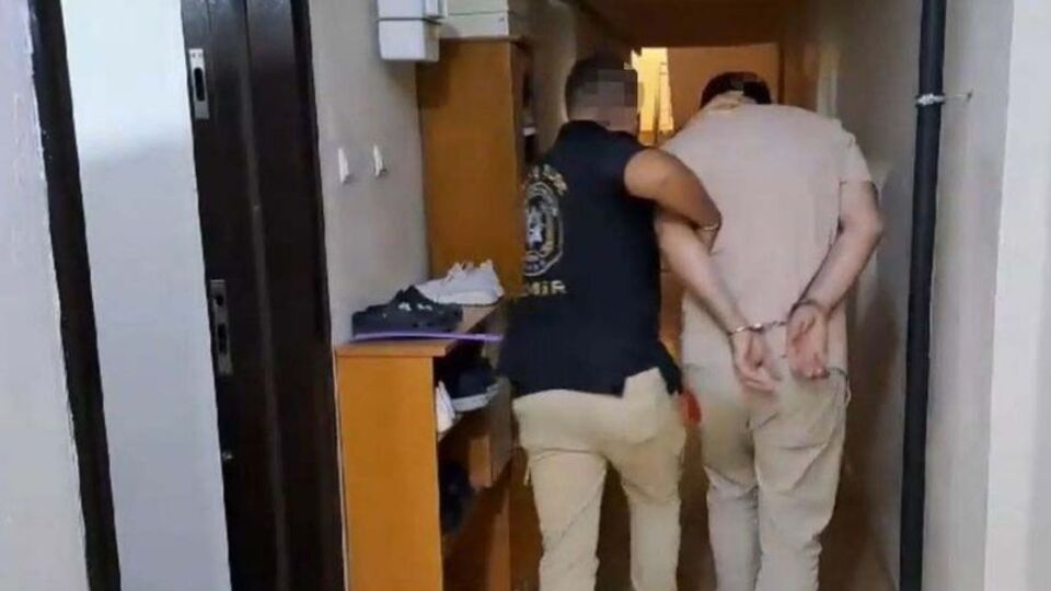 İzmir'de operasyon! 73 kişi yakalandı