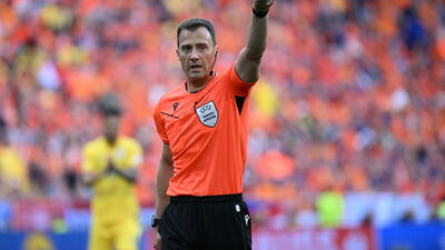 Yarı final maçlarının hakemleri belli oldu!