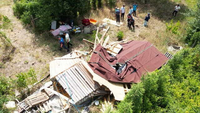 Kaçak yapılarla mücadele: 11 ev yıkıldı