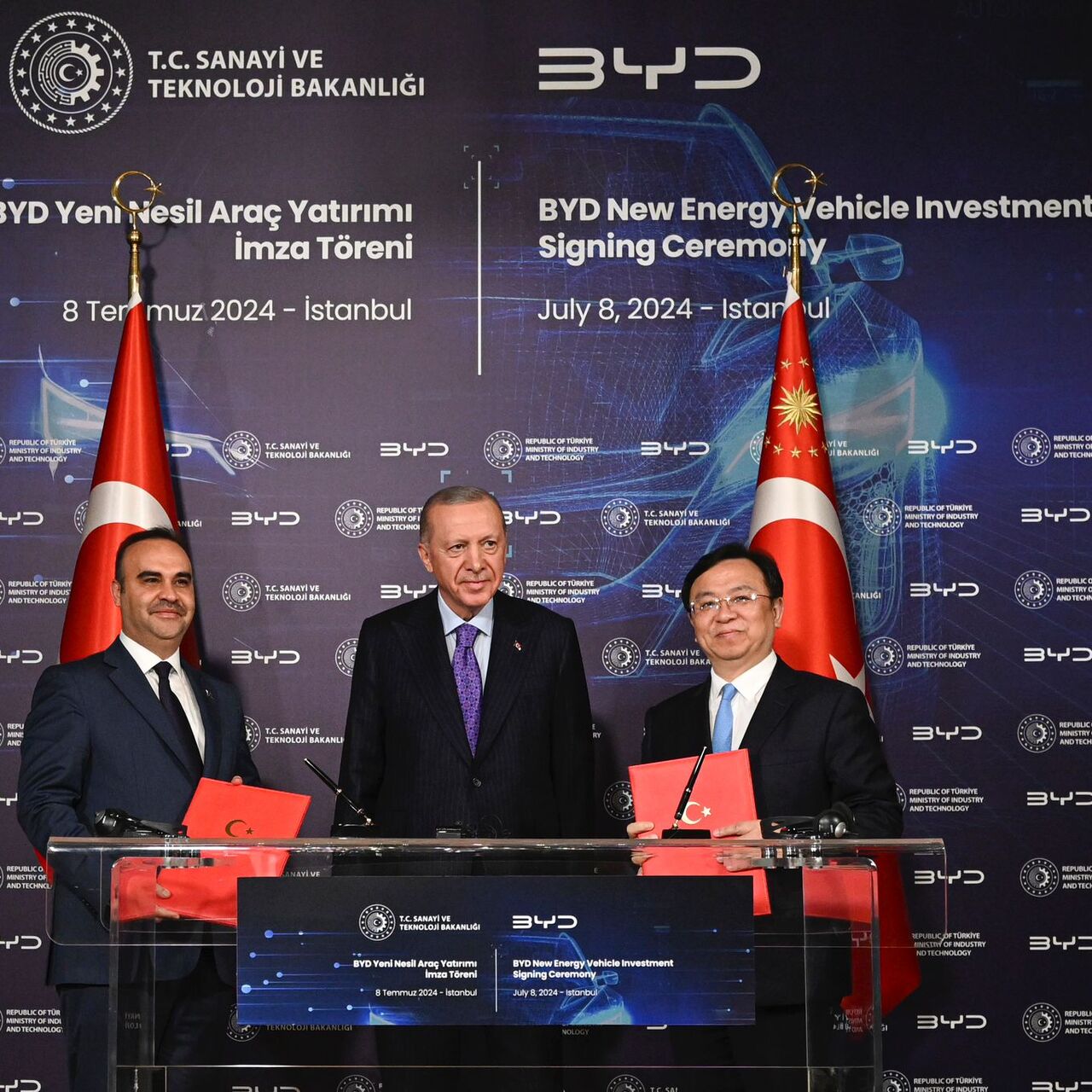 BYD'den Türkiye'ye yatırım: 1 milyar dolarlık imza atıldı