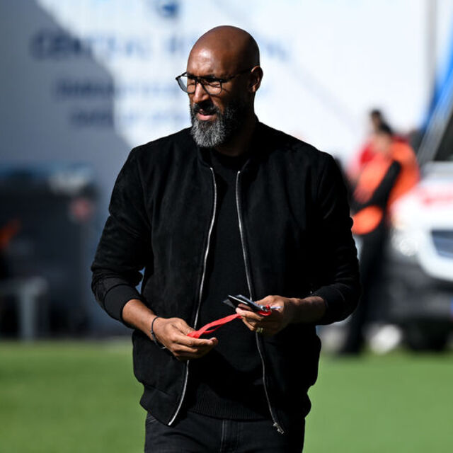 Ümraniyespor'da Anelka depremi!