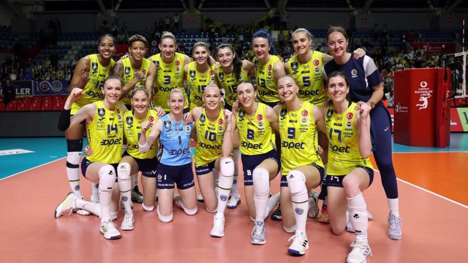 F.Bahçe'den filede 4 imza birden!