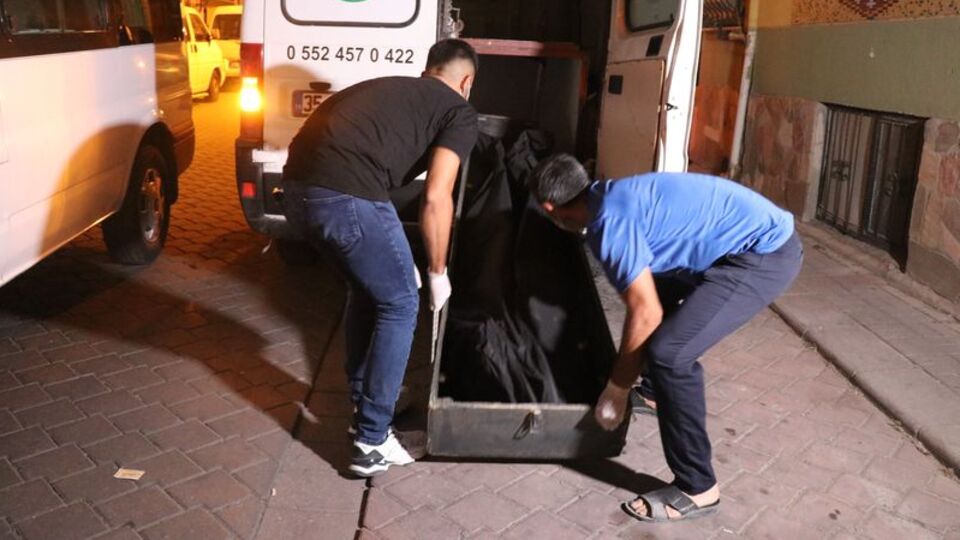 Arkadaşları ulaşamadı! Genç kız ölü bulundu!