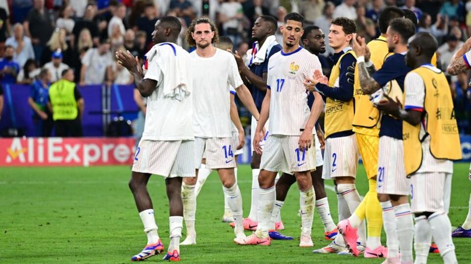 Fransa'nın şampiyonluk hasreti 24 yıla çıktı