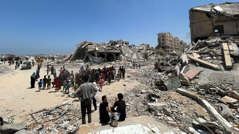 İsrail'den Filistinlilere: Bölgeyi terk edin