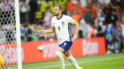 Kane'den tarihe geçen penaltı!