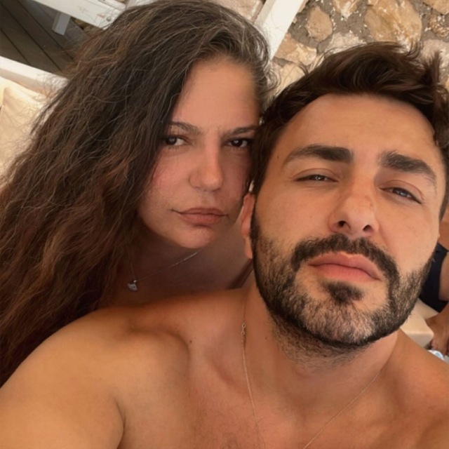Sevgililer Çeşme'de