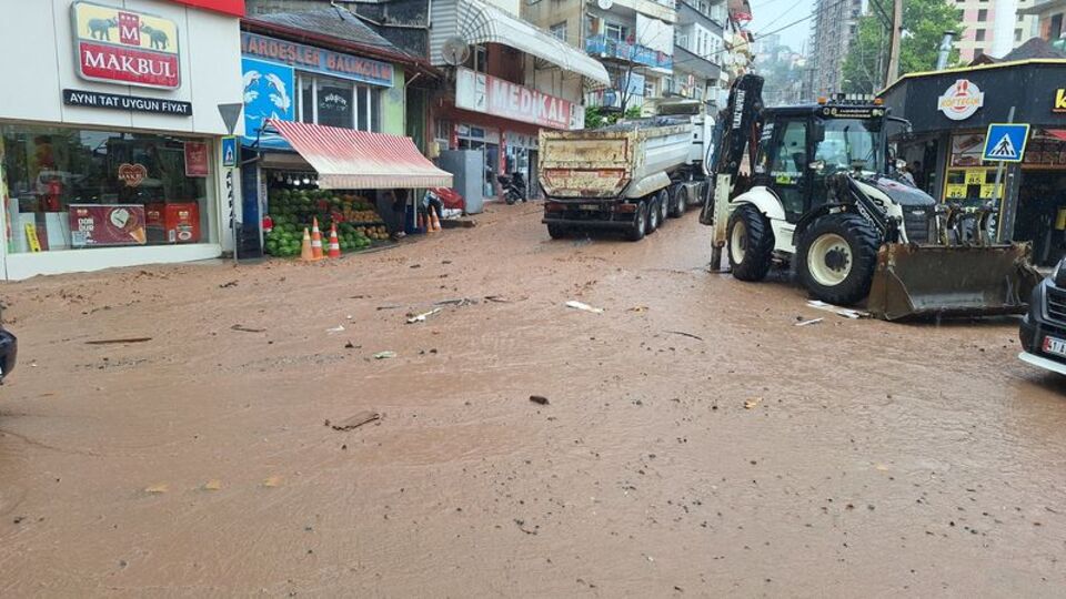 Doğuda da batıda da sel var!