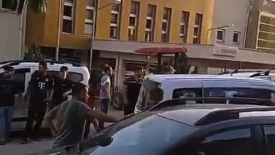 Çaya giren kuzenler boğuldu