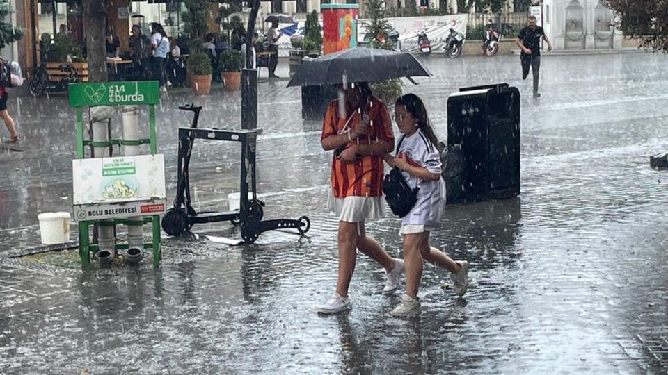 Gök gürültülü sağanak uyarısı