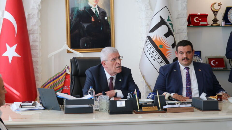 Dervişoğlu: Yolumuzdan saparsak uyarın