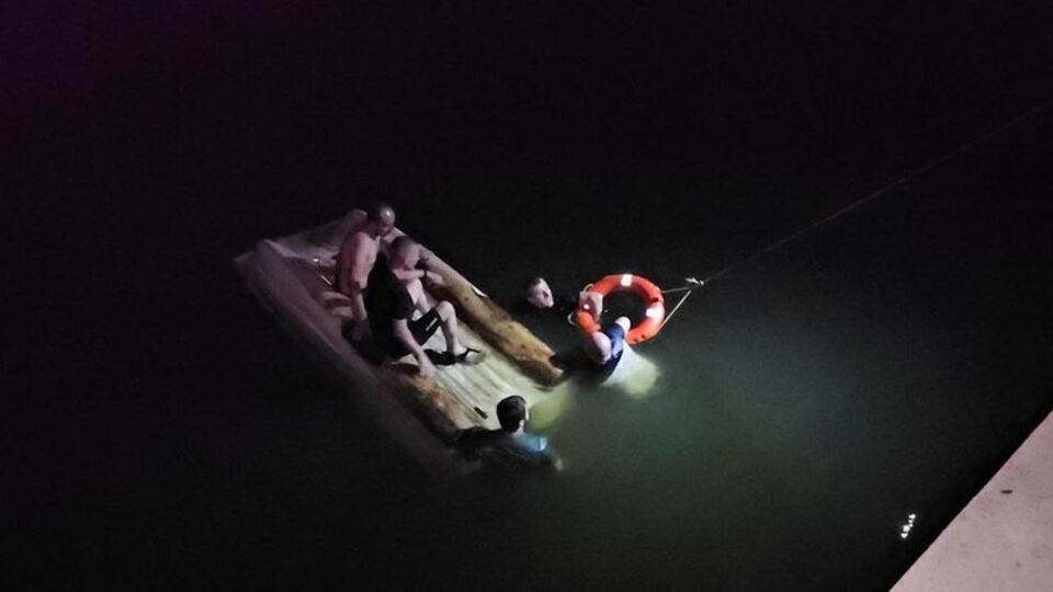 Meriç Nehri'nde tekne alabora oldu