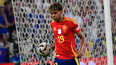 Yamal tarihe geçti: Pele'yi geride bıraktı!