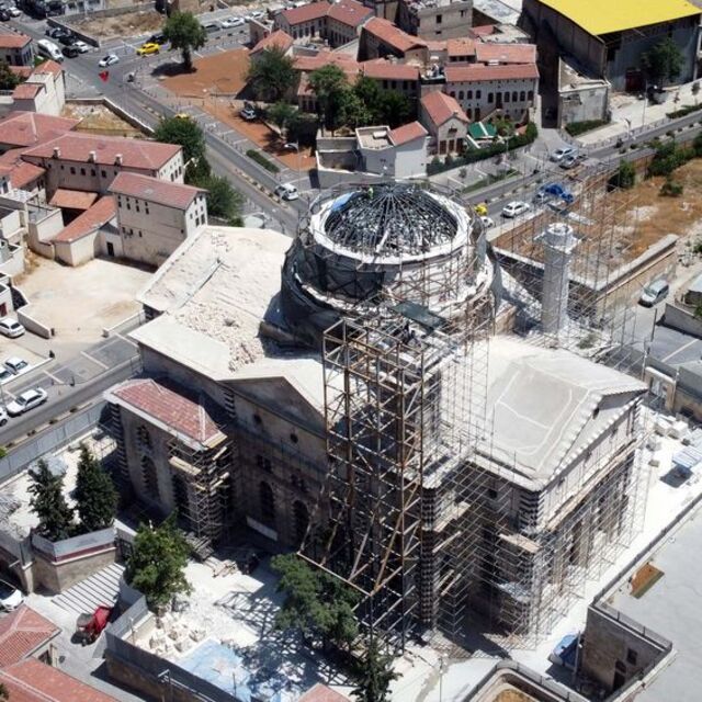 Depremin vurduğu 3 ildeki 115 tarihi yapıda restorasyon