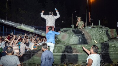 Liderler ve siyasilerden 15 Temmuz mesajları