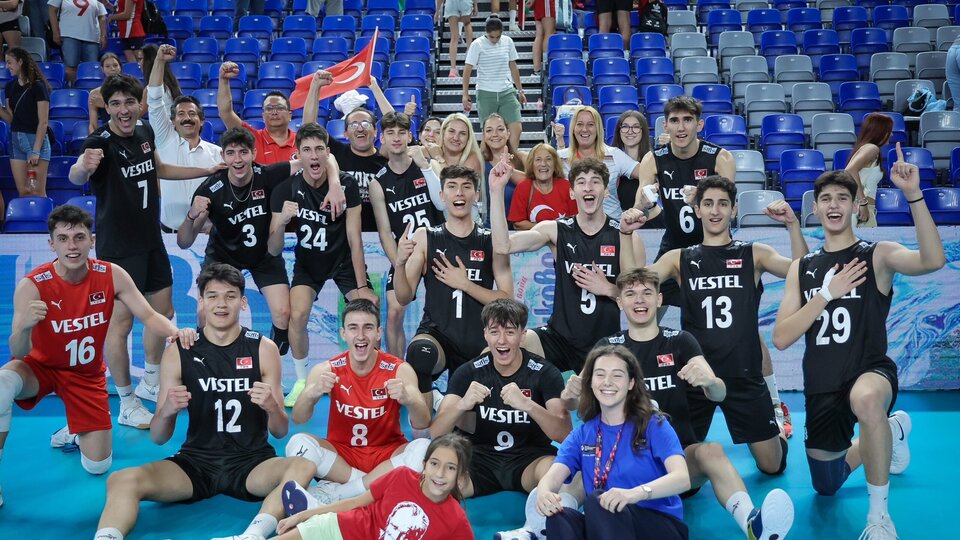 U18 Milli Takımı, set vermedi!