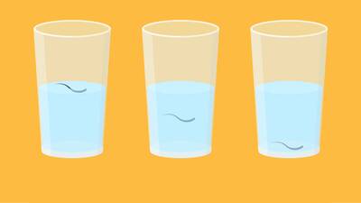 Saç telinizi suya koyun... Batıyorsa işte sebebi!