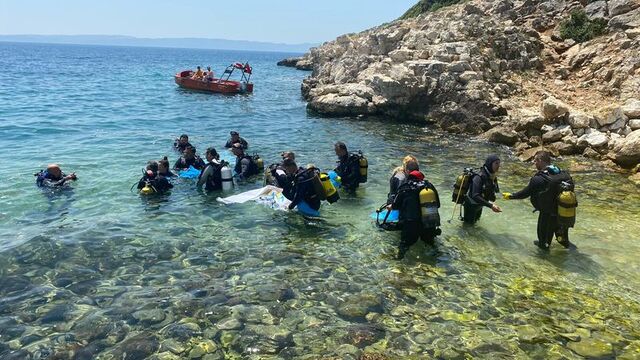 Saros Körfezi'nde tarihe dalıyorlar