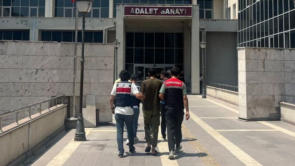 Osmaniye'de terör örgütü DEAŞ operasyonu