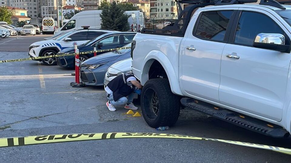 Yüksek ses için uyardı, vuruldu!