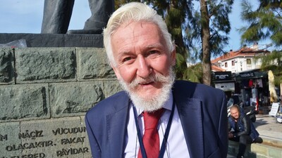 Usta yönetmen hayatını kaybetti