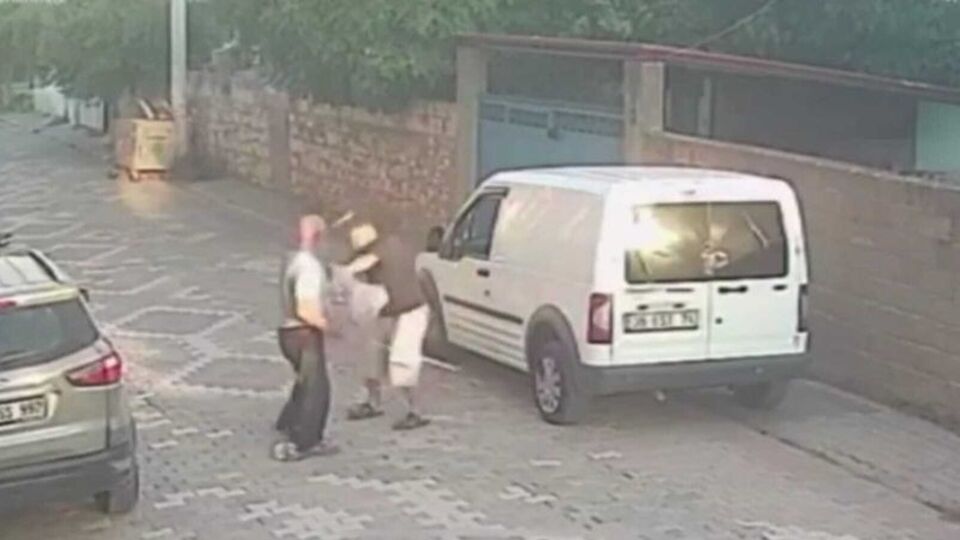 Yaşlı adamı darp edip sopayla dövmüştü! Flaş gelişme!