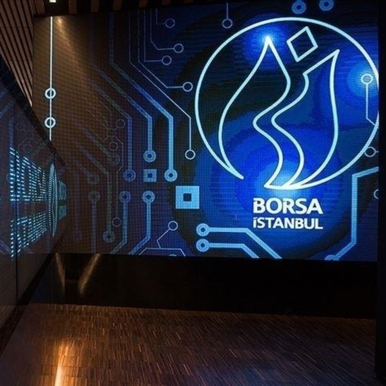 Borsa güne rekorla başladı