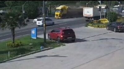 Hafriyat kamyonu iki kardeşi hayattan kopardı!