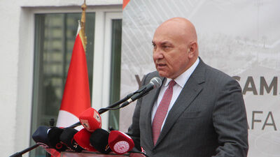 "Fenerbahçe dik durdu, G.Saray..."