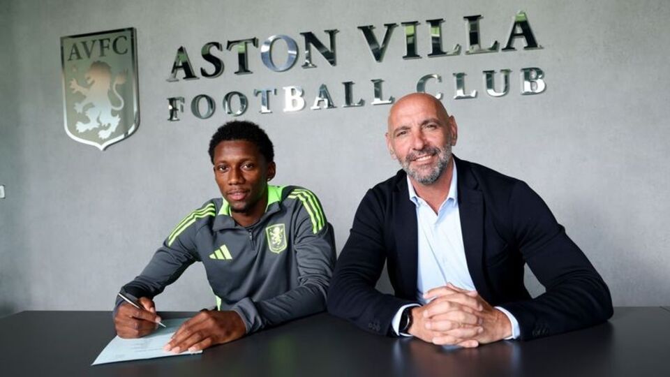 Hull City'nin yıldızı Aston Villa'da