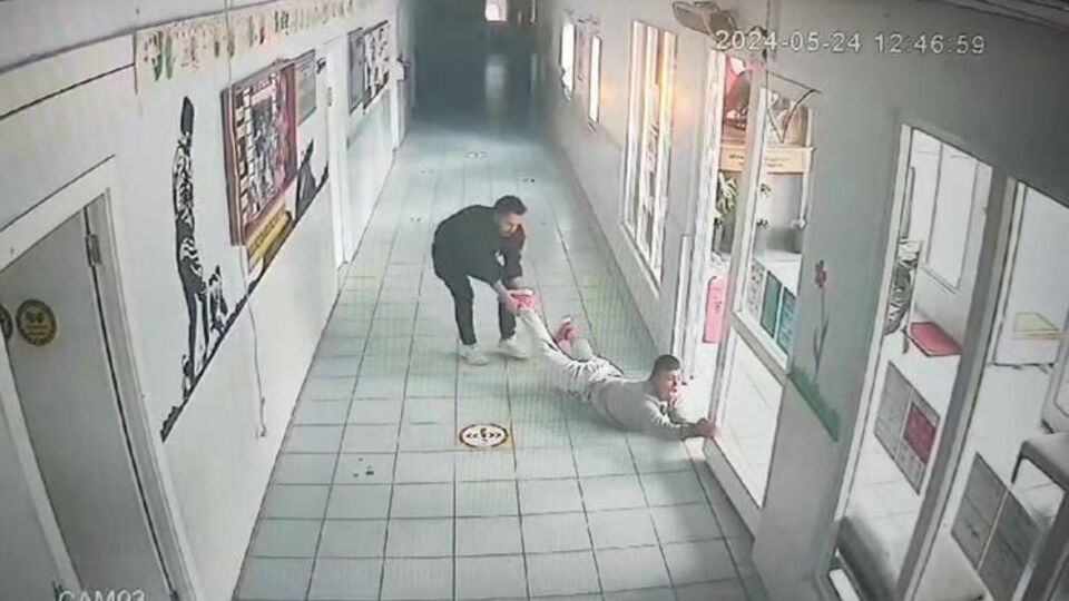 Öğrencisine şiddet uygulayan öğretmene tahliye