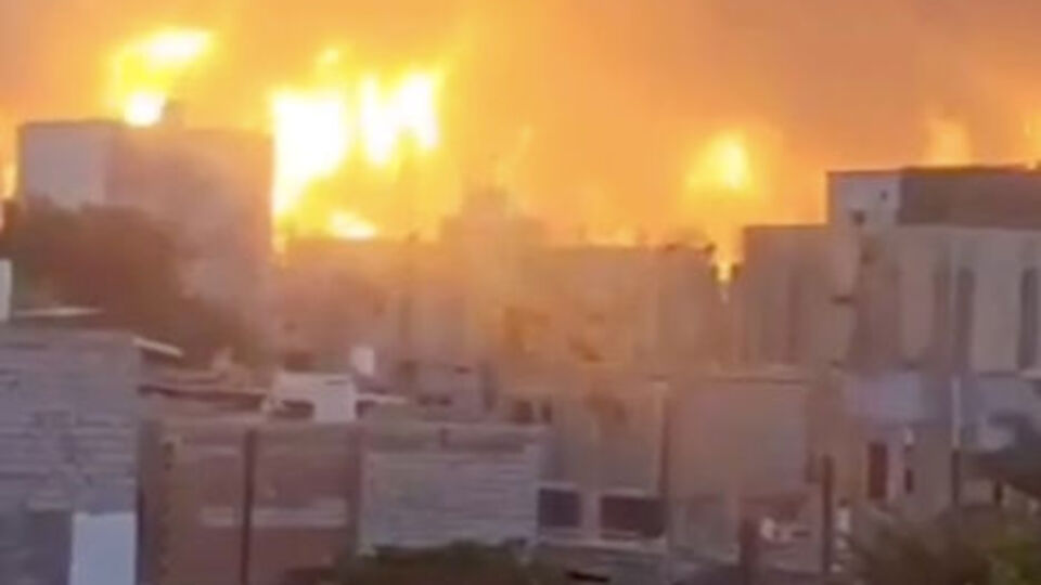 İsrail, Yemen'e saldırdı