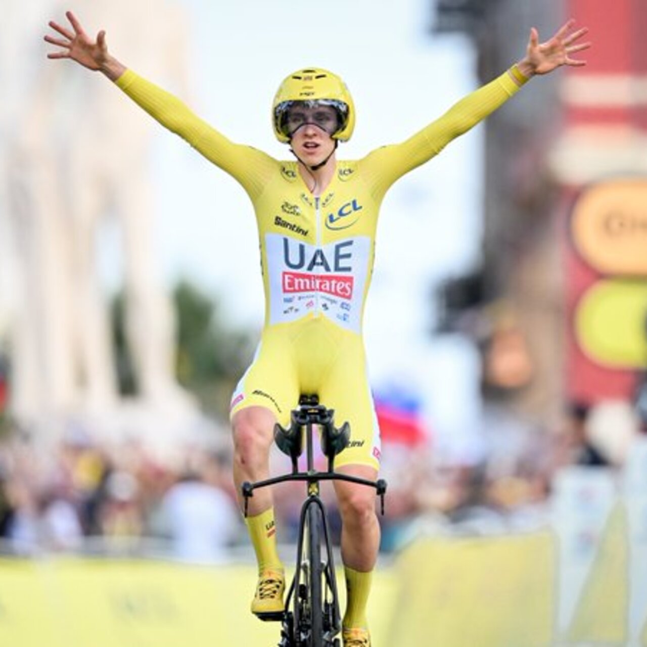 Tour de France'ta zaferin adı Pogacar!