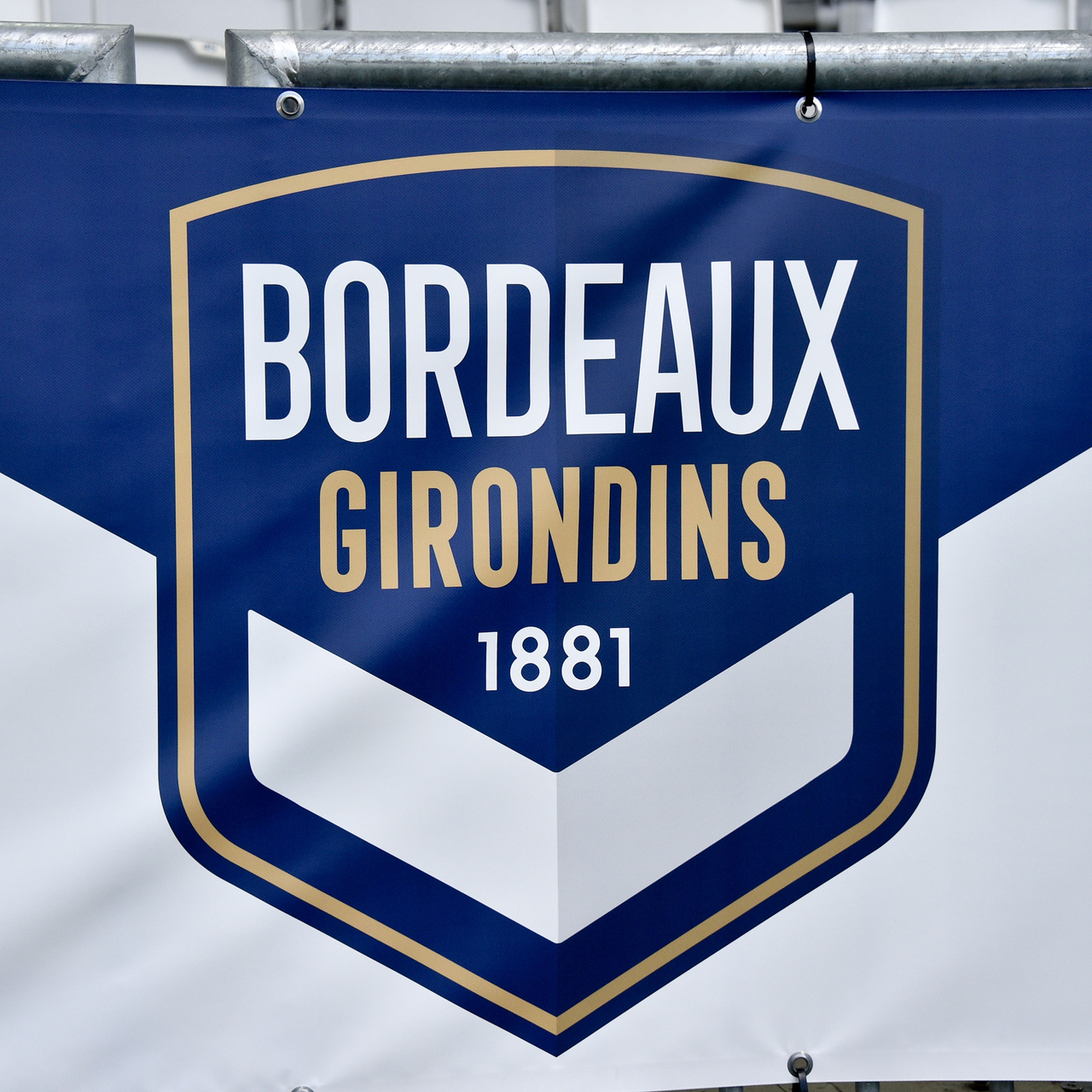 Bordeaux kapatılabilir!