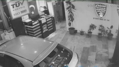 Kusurlu araç kavgasında camdan atladı!