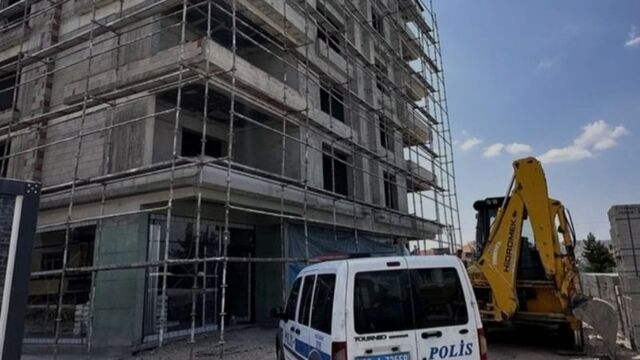 Asansör boşluğuna düşen stajyer öldü