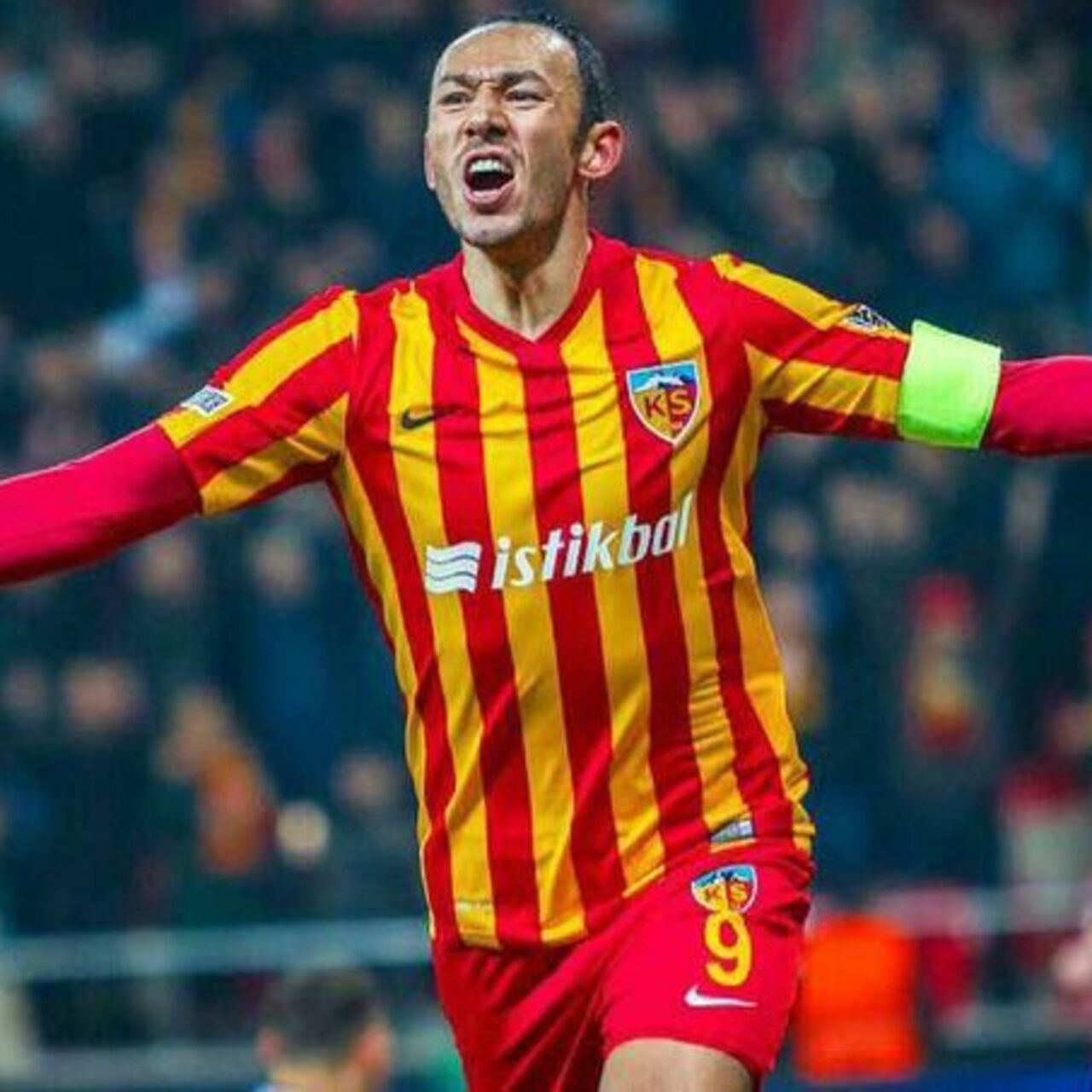 Umut Bulut futbolu bıraktı!