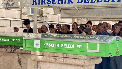 Eşinin çocuğunun gözü önünde öldürdü!