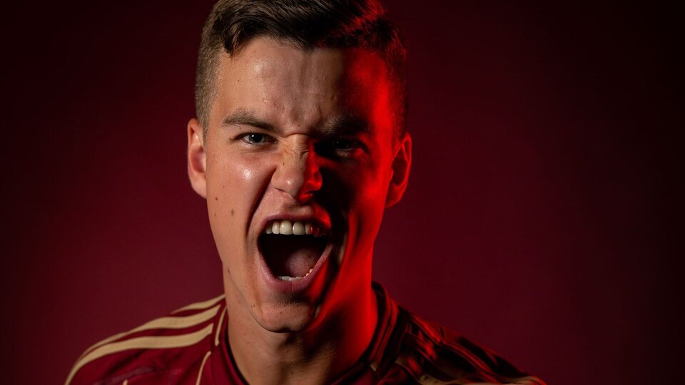 Roma'ya genç sol bek!