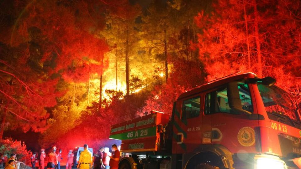 3 ilde orman yangınları sürüyor! Müdahale devam ediyor