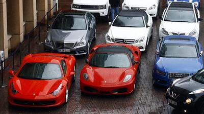 Maliye lüks araçların izini sürüyor