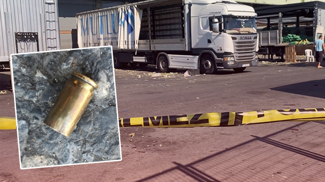 Bayrampaşa'da yol verme tartışmasında silah ve bıçaklar konuştu: 5 yaralı