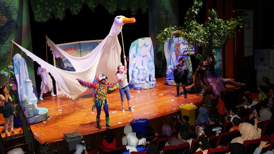 Engelli çocuklar için 'Dünya Bizim Evimiz'