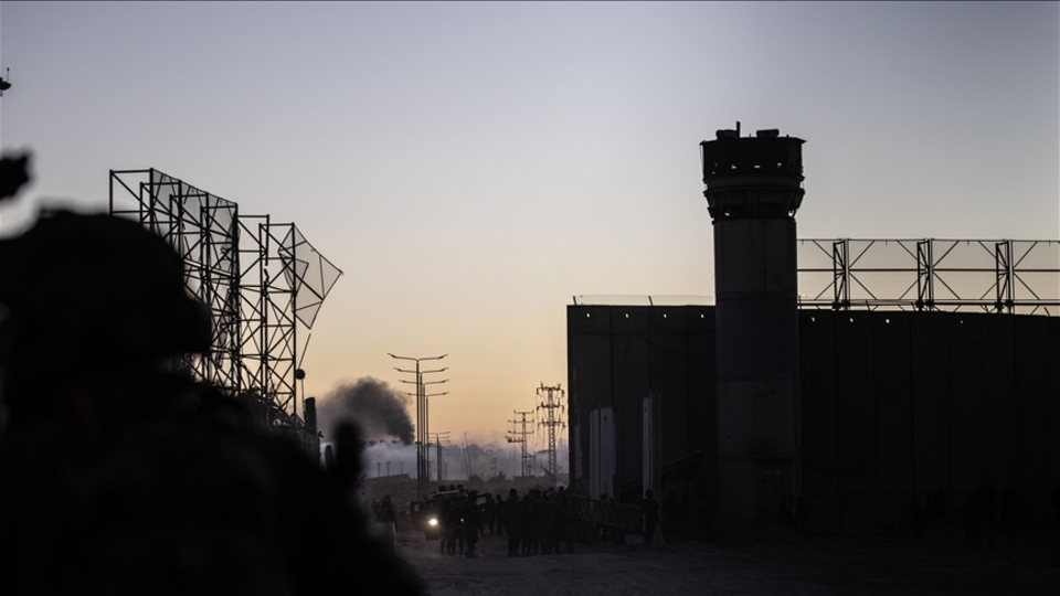 İsrail'de askeri polis ve askerler karşı karşıya