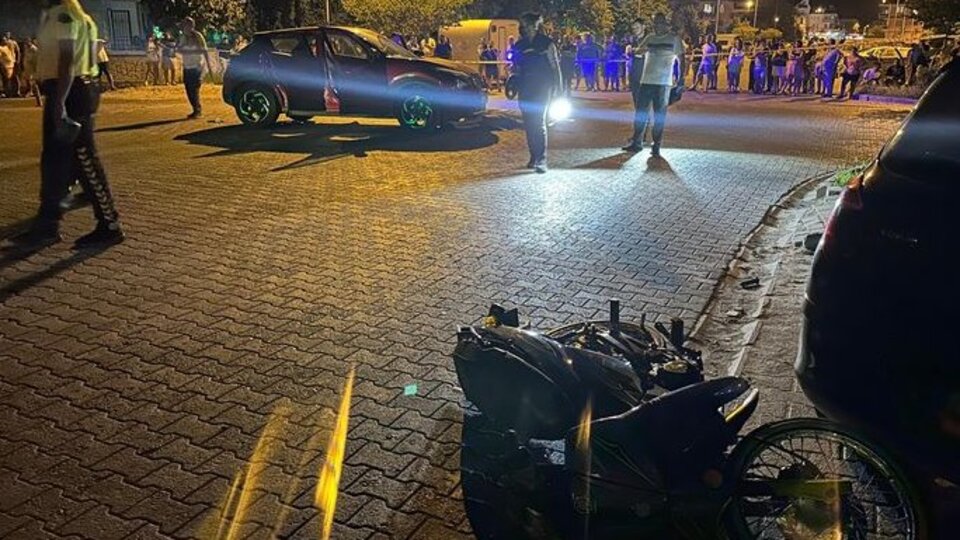 Otomobille çarpışan motosikletli öldü