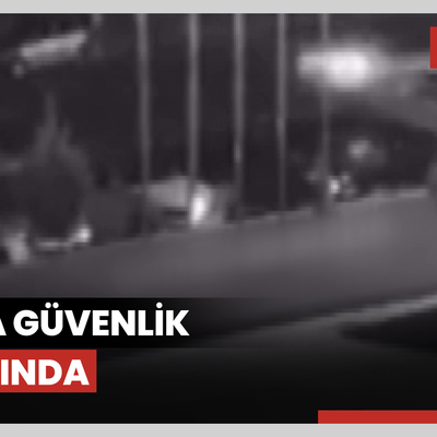 Ağabey, kardeş ve çocuklarının öldüğü feci kaza güvenlik kamerasınca kaydedildi