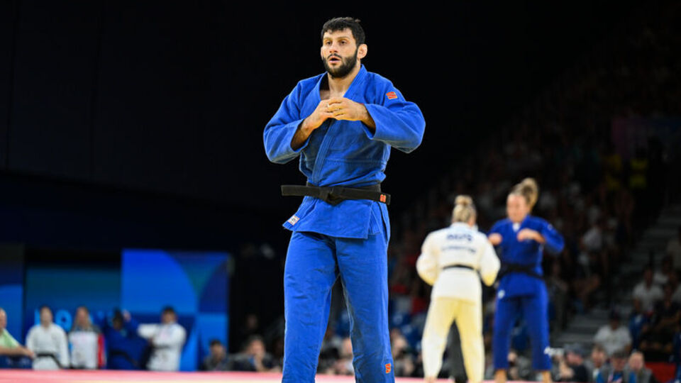 Vedat Albayrak son 16 turunda!