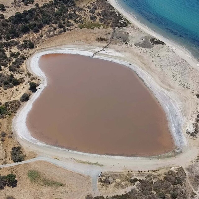 Kalpli Göl'de tedirgin eden görüntü